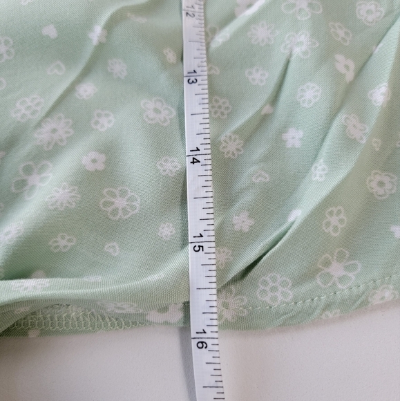 LA Hearts Buttondown Cropped Top Size Small - Picture 7 of 9